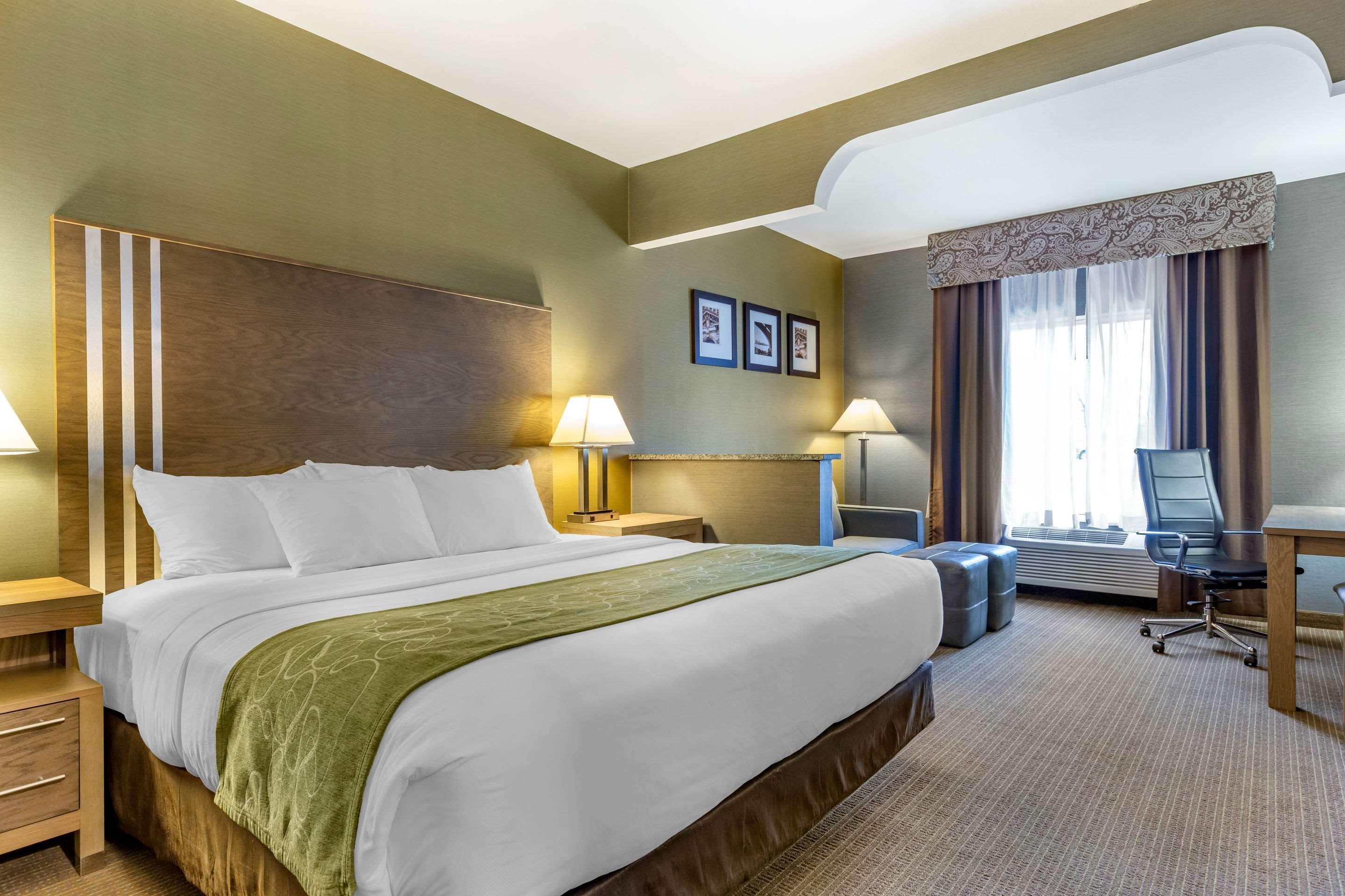 Comfort Suites Southgate-Detroit Extérieur photo