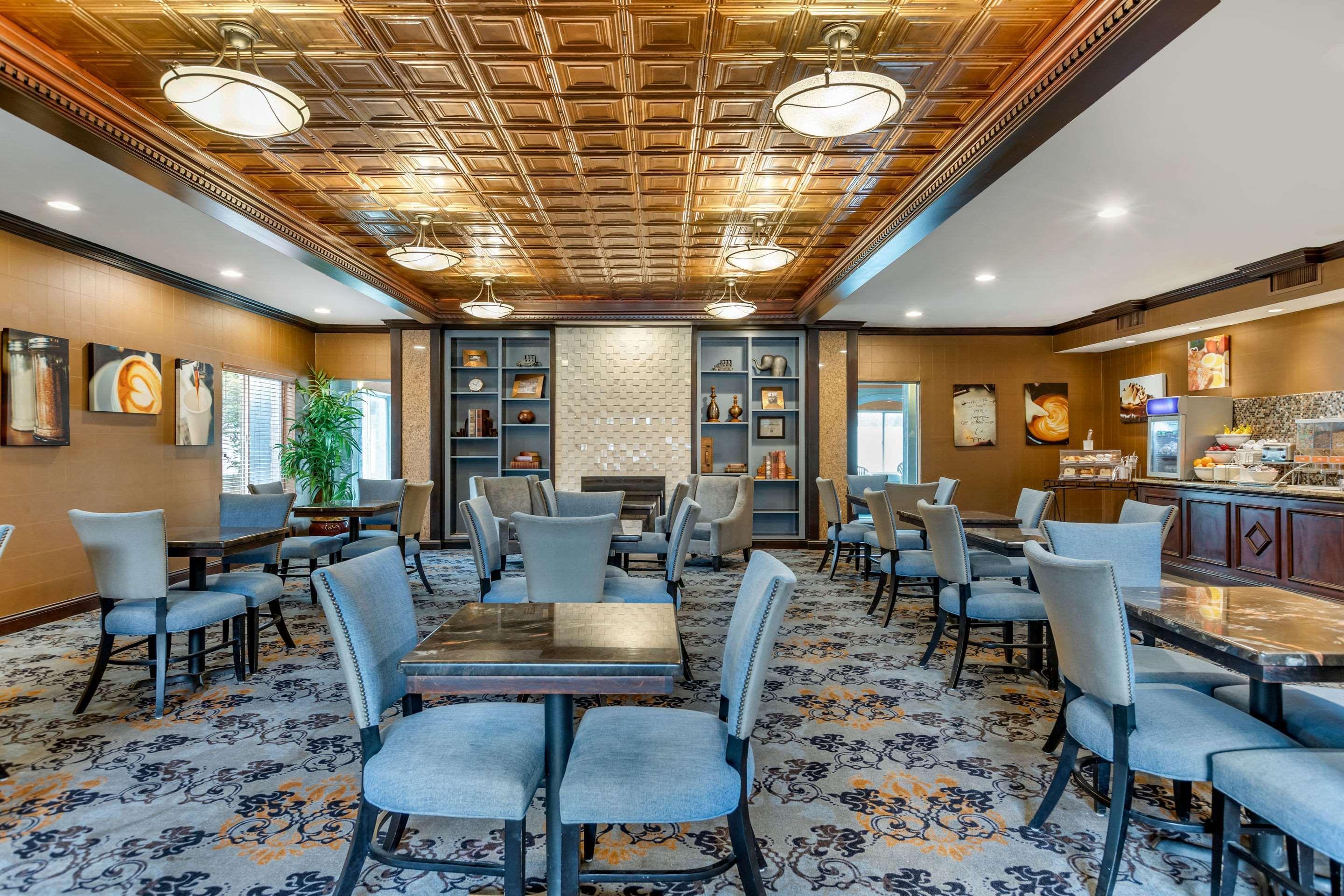 Comfort Suites Southgate-Detroit Extérieur photo
