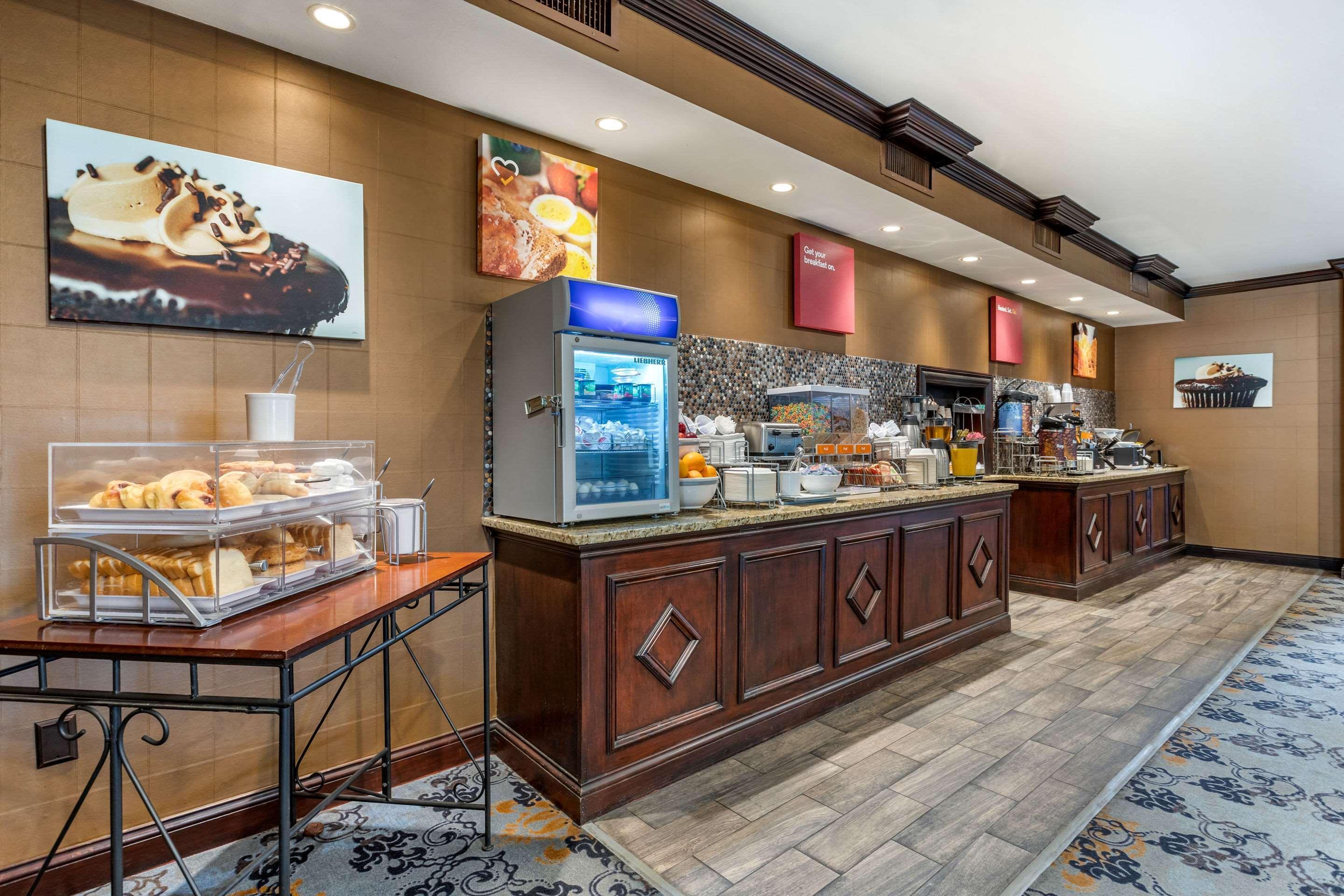 Comfort Suites Southgate-Detroit Extérieur photo